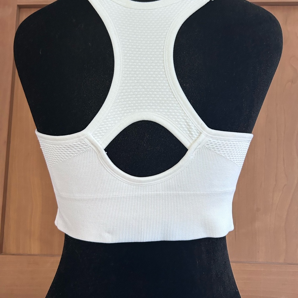 Makers Market White Zip Front Bra - Picture 2 of 3